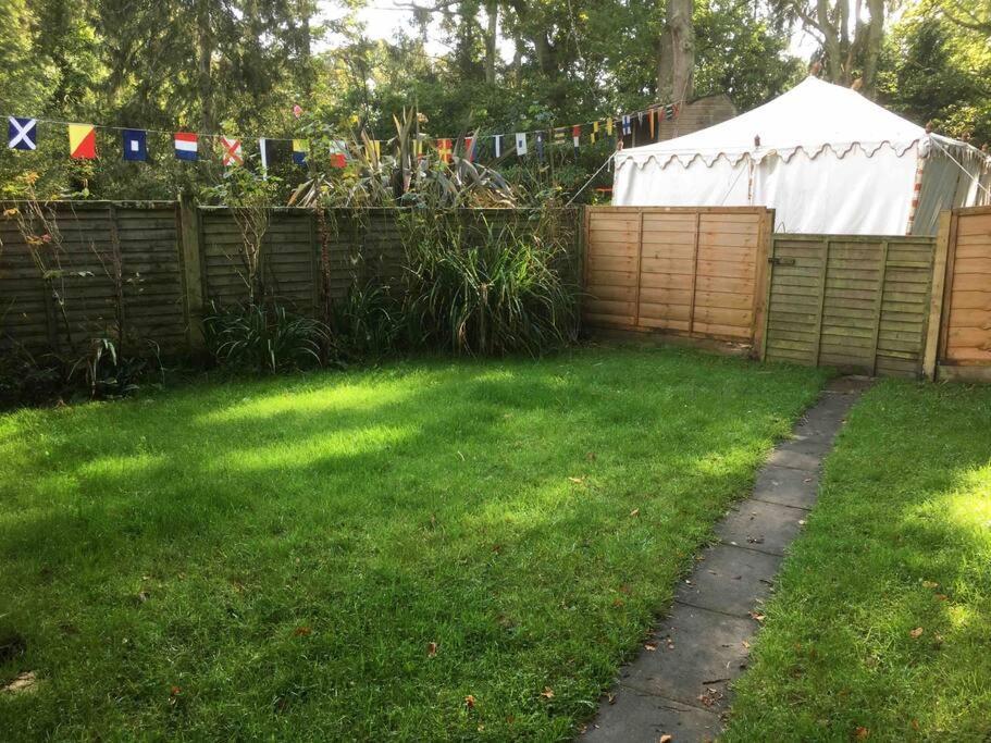 Bright And Spacious Annex Near Lymington With Private Garden Екстериор снимка
